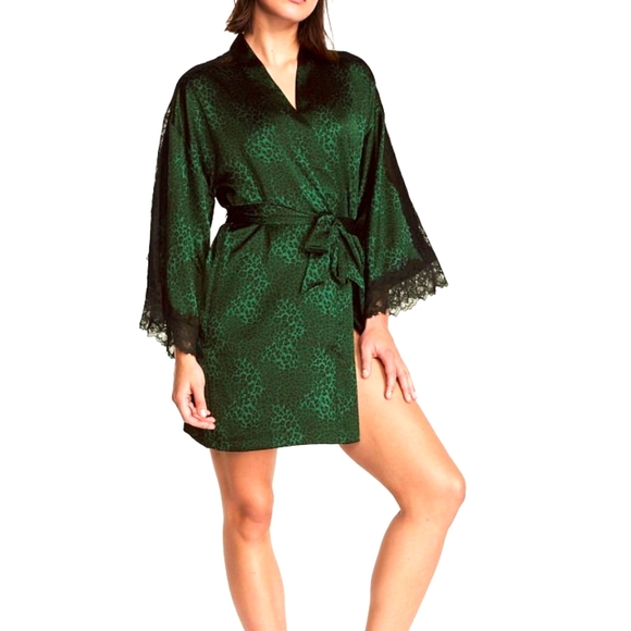 Victoria's Secret Other - Jade Green Cheetah Print Victoria's Secret Satin Robe